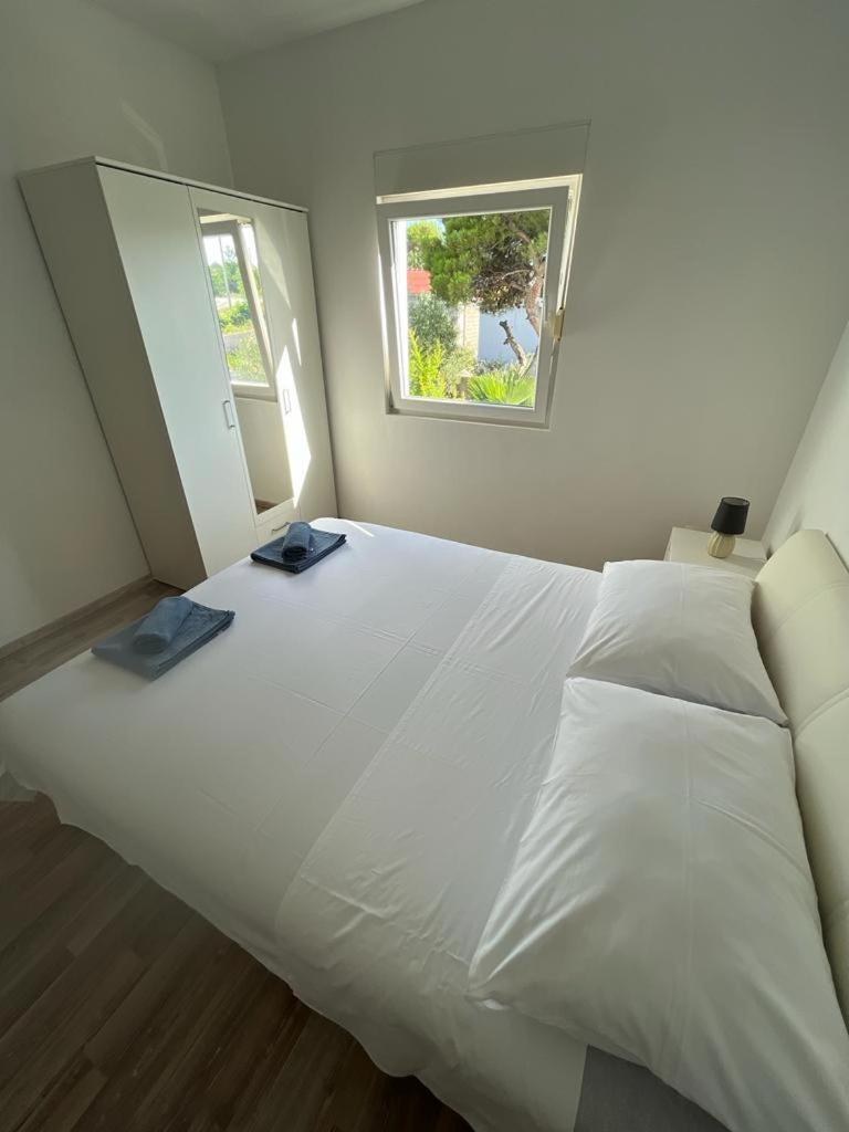 Apartman Sunset Razanac Luaran gambar
